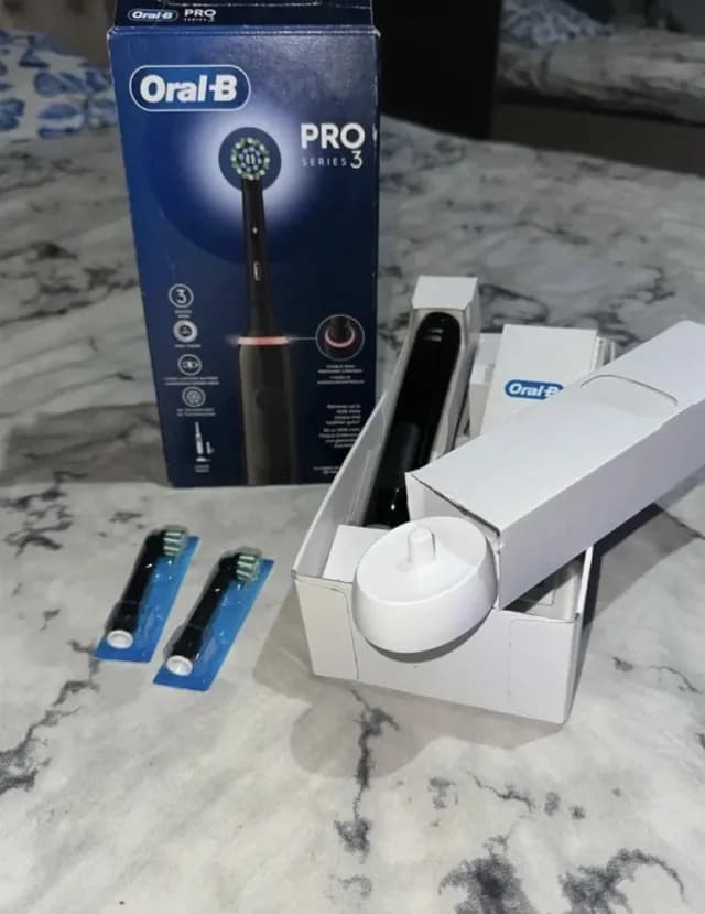 Periuța oral b Pro 3